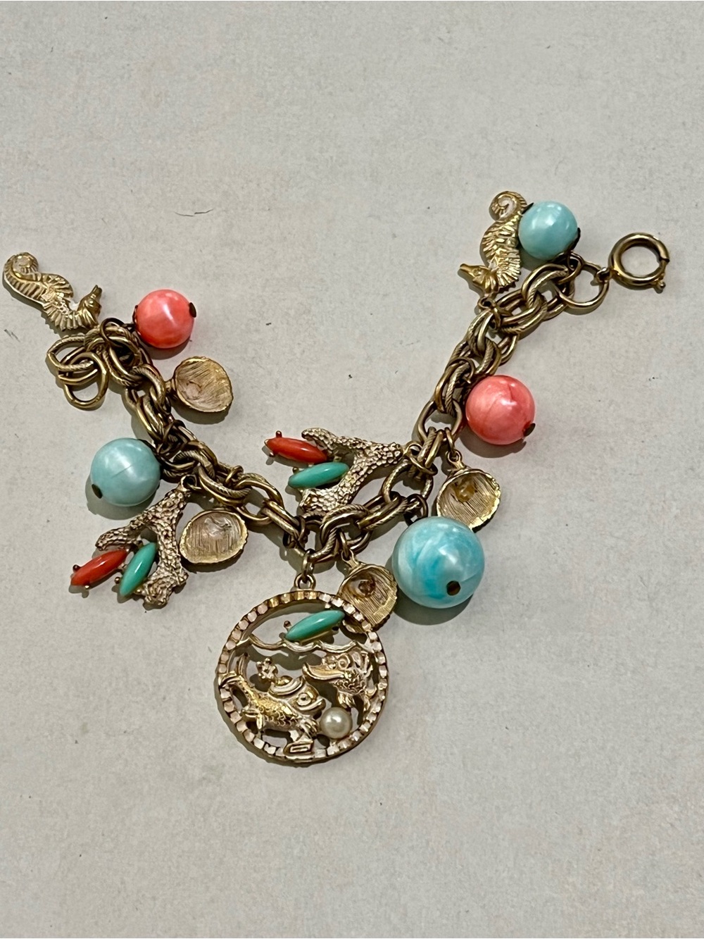 Vintage Hold Tome Charm Seashell Bracelet